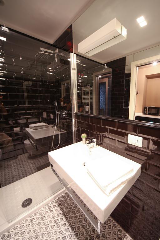 App Condotti Luxury Apartment In Roma Habitación foto